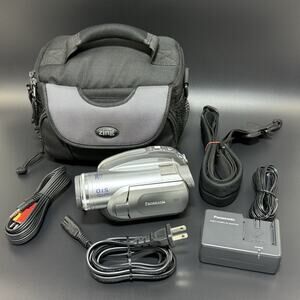 Panasonic VDR-D210 DVD Camcorder 32x Zoom OIS w/ Case & Charger - No Battery